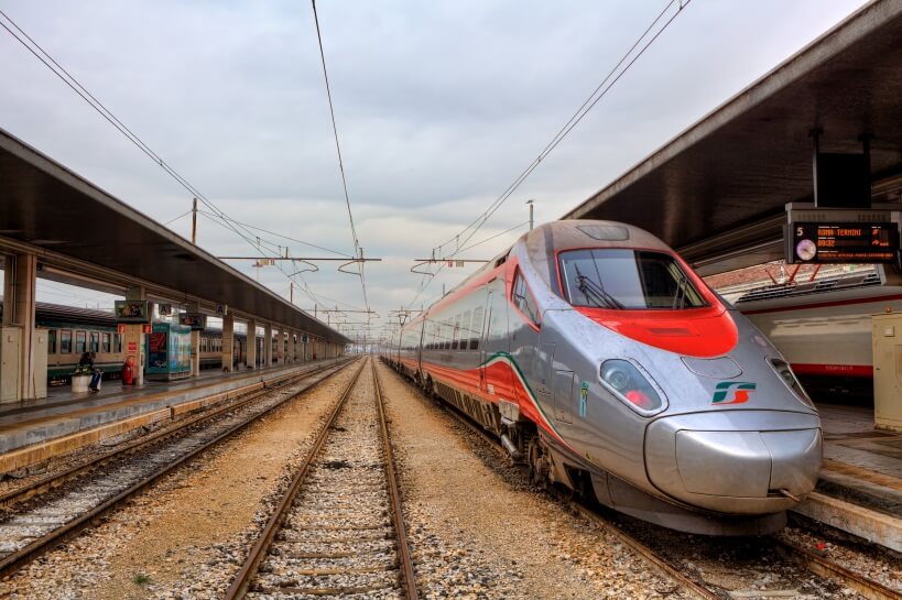 Frecciabianca- pociągi we Włoszech Frecciabianca - zwiedzanie Włoch pociągiem