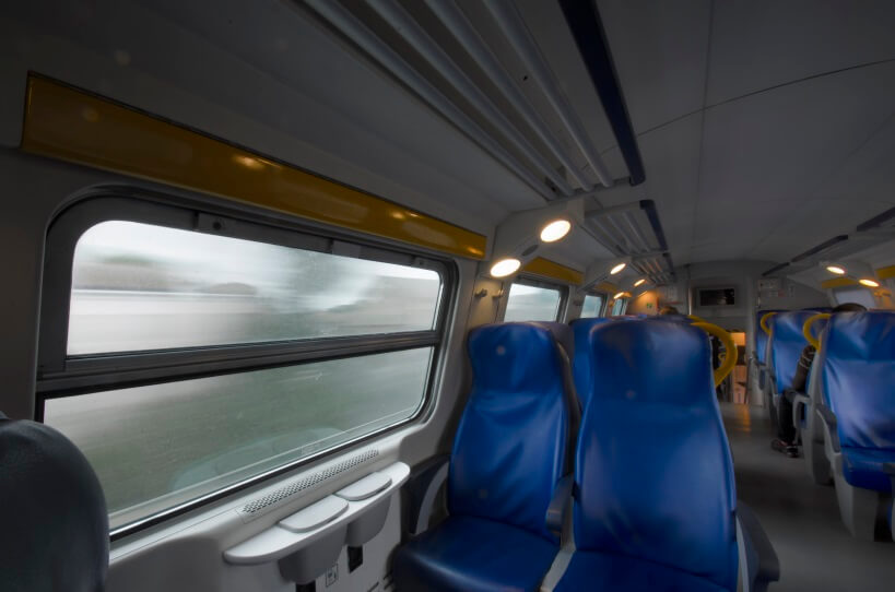 Frecciarossa - trains in Italy Turin, Milan, Naples by train