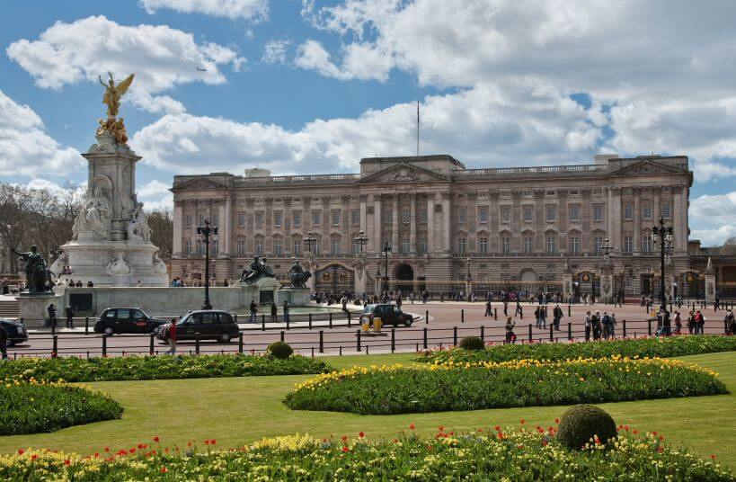 Londyn pociągiem Eurostar - Buckingham Palace Pociągiem do Londynu - Buckingham Palace